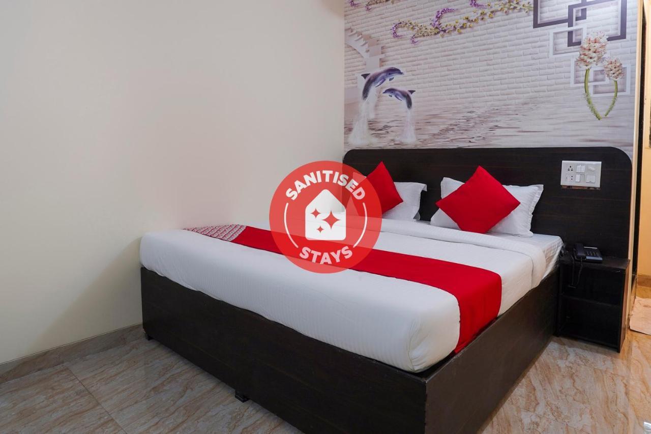 Oyo Flagship 68474 Hotel Viraj Pune Eksteriør billede