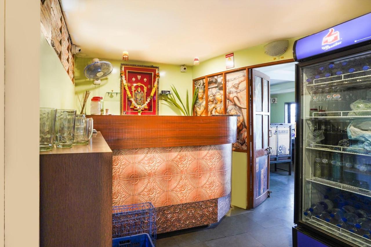 Oyo Flagship 68474 Hotel Viraj Pune Eksteriør billede